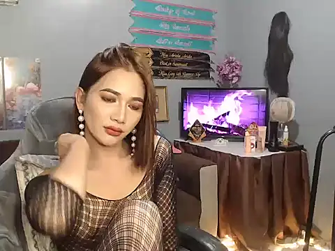 Snapshot of Demonsfuck chatting on May 7, 2026, 11:35 am Demonsfuck online show from May 7, 2026, 11:35 am