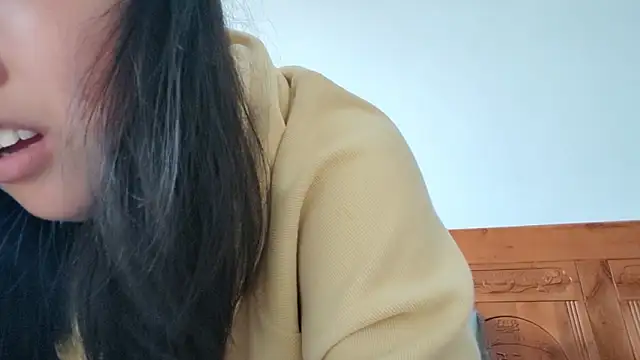 Snapshot of Hannah-33 chatting on February 27, 2026, 6:57 am Hannah-33 online show from February 27, 2026, 6:57 am