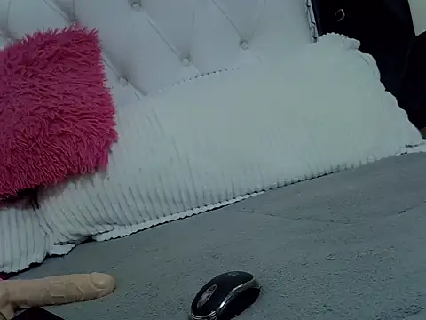 Snapshot of Candy19921 chatting on February 28, 2026, 6:07 pm Candy19921 online show from February 28, 2026, 6:07 pm