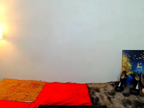 Queeny Cassandra online show from February 24, 2026, 4:13 am