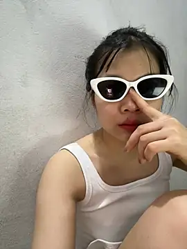 Snapshot of Nancyk6 chatting on May 15, 2026, 4:49 pm Nancyk6 online show from May 15, 2026, 4:49 pm