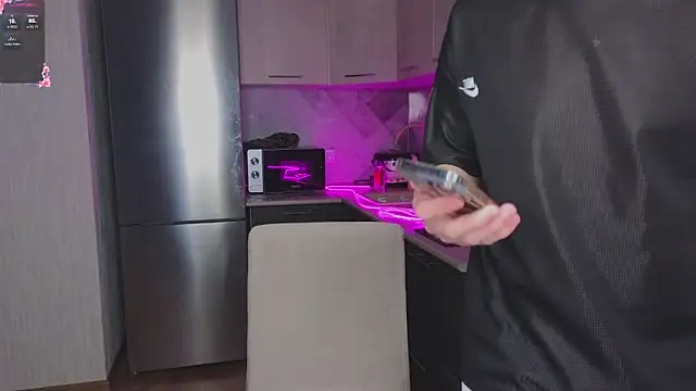 nixyasebe online show from April 13, 2026, 11:03 am