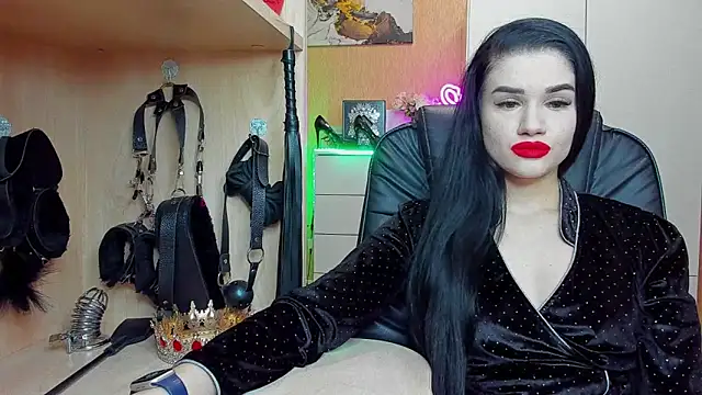 KristiTopxx online show from November 20, 2025, 5:24 pm