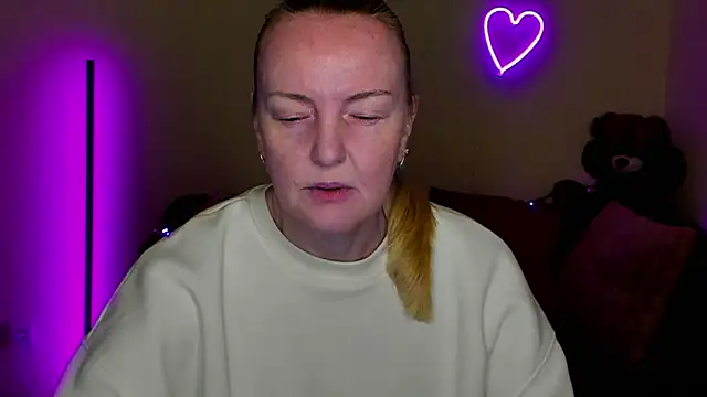 Bella soulmate online show from April 18, 2026, 11:23 am