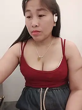 01 ANNA 01 online show from June 4, 2026, 3:17 pm