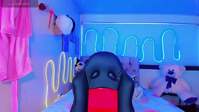 Alisson Taylor 1 online show from February 23, 2026, 12:39 pm