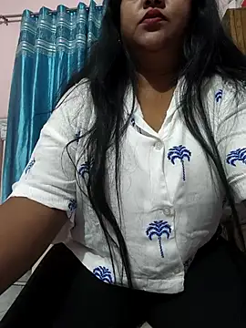 Moonae online show from March 20, 2026, 9:21 am