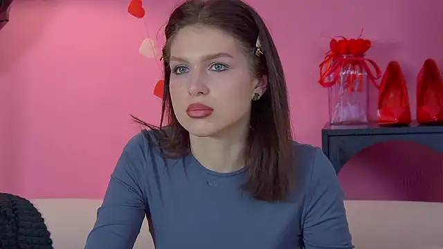 KristiClar online show from February 25, 2026, 6:46 am