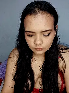Snapshot of Emily_Rouse23 chatting on April 28, 2026, 2:27 am Emily Rouse23 online show from April 28, 2026, 2:27 am