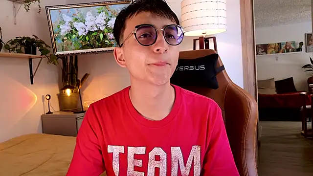 Snapshot of Sr_evann chatting on February 26, 2026, 2:28 pm Sr evann online show from February 26, 2026, 2:28 pm