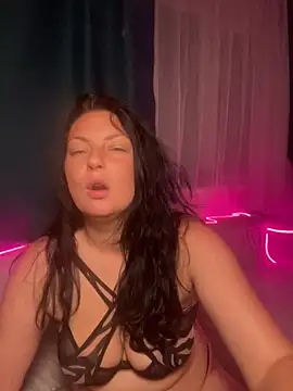 Snapshot of BioNika chatting on August 1, 2026, 8:40 pm BioNika online show from August 1, 2026, 8:40 pm