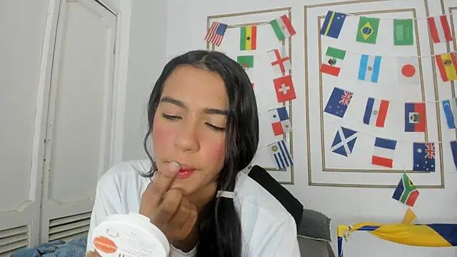 Snapshot of emily_gaviria1 chatting on July 12, 2026, 12:28 pm emily gaviria1 online show from July 12, 2026, 12:28 pm