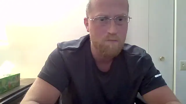 Snapshot of tytheexhibionist chatting on May 17, 2026, 12:10 am tytheexhibionist online show from May 17, 2026, 12:10 am