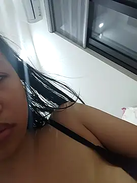 Jinnie sexy online show from April 10, 2026, 5:03 am