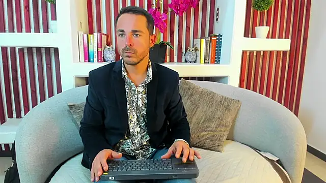Snapshot of Adams_Sanz chatting on May 6, 2026, 7:51 pm Adams Sanz online show from May 6, 2026, 7:51 pm