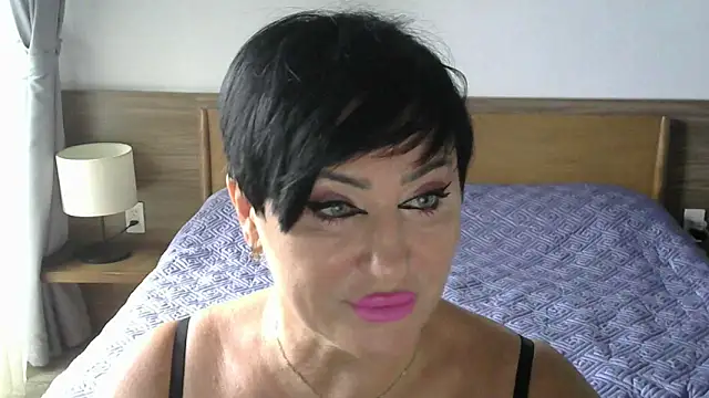 Snapshot of Kleotempt chatting on July 14, 2026, 9:03 am Kleotempt online show from July 14, 2026, 9:03 am