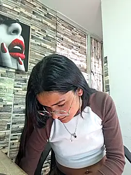 Amber rhose online show from February 24, 2026, 8:53 pm