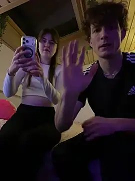 Snapshot of meowmiu chatting on February 25, 2026, 9:14 pm meowmiu online show from February 25, 2026, 9:14 pm