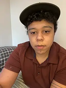 Snapshot of goodboyremi chatting on February 24, 2026, 6:20 pm goodboyremi online show from February 24, 2026, 6:20 pm