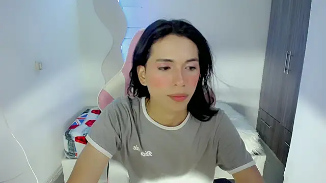 Larry craft online show from April 17, 2026, 8:33 pm