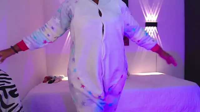 Bonnydopson07 online show from March 6, 2026, 7:20 pm