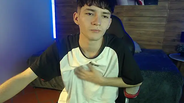 trevor mob online show from April 8, 2026, 7:26 pm