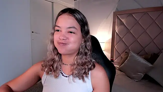 Snapshot of dulce_lyraa1 chatting on July 7, 2026, 4:26 am dulce lyraa1 online show from July 7, 2026, 4:26 am