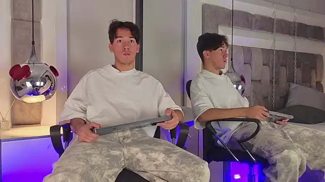 Austin Reedss online show from April 4, 2026, 2:12 pm