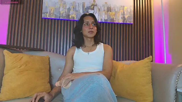Snapshot of Elisasue chatting on June 5, 2026, 3:22 am Elisasue online show from June 5, 2026, 3:22 am