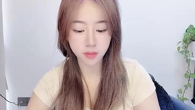 Snapshot of Baixi-01 chatting on May 4, 2026, 4:27 am Baixi-01 online show from May 4, 2026, 4:27 am