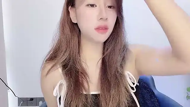 Snapshot of Baixi-01 chatting on April 28, 2026, 4:17 am Baixi-01 online show from April 28, 2026, 4:17 am