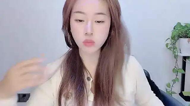 Snapshot of Baixi-01 chatting on May 3, 2026, 12:31 pm Baixi-01 online show from May 3, 2026, 12:31 pm