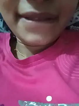 Snapshot of Rashmika_Mandana chatting on May 23, 2026, 8:57 am Rashmika Mandana online show from May 23, 2026, 8:57 am
