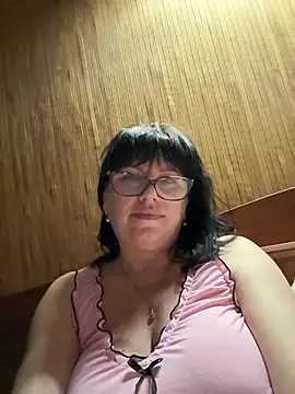 expensive lady online show from March 10, 2026, 8:24 pm