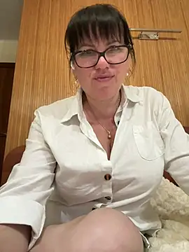 Snapshot of expensive_lady chatting on May 24, 2026, 7:36 pm expensive lady online show from May 24, 2026, 7:36 pm