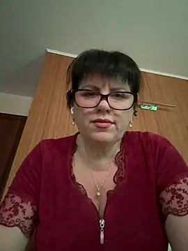 expensive lady online show from April 10, 2026, 8:32 am