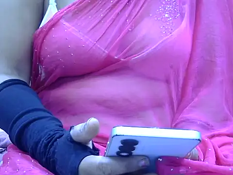Snapshot of HOTY_SAPNA02sCyOz9QcTD chatting on May 10, 2026, 12:47 am HOTY SAPNA02sCyOz9QcTD online show from May 10, 2026, 12:47 am