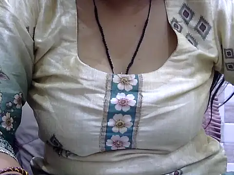 Snapshot of HOTY_SAPNA02sCyOz9QcTD chatting on May 4, 2026, 12:47 am HOTY SAPNA02sCyOz9QcTD online show from May 4, 2026, 12:47 am