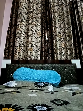 big indiancock online show from April 10, 2026, 6:37 pm