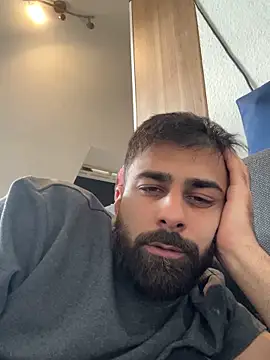 Snapshot of Shayan_021_Private chatting on June 14, 2026, 1:34 pm Shayan 021 Private online show from June 14, 2026, 1:34 pm