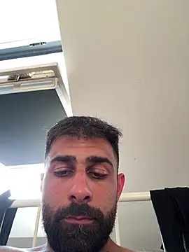 Snapshot of Shayan_021_Private chatting on July 10, 2026, 6:41 pm Shayan 021 Private online show from July 10, 2026, 6:41 pm