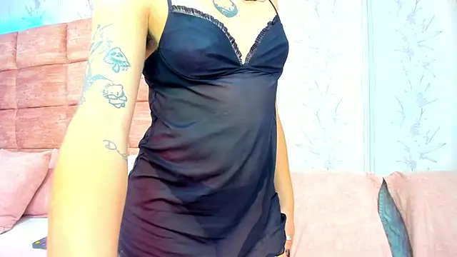 Snapshot of AtheneaVoss chatting on March 1, 2026, 7:47 pm AtheneaVoss online show from March 1, 2026, 7:47 pm