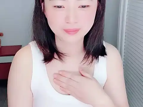 youmi y online show from March 1, 2026, 3:56 pm