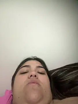 lanenarica online show from April 18, 2026, 1:57 pm