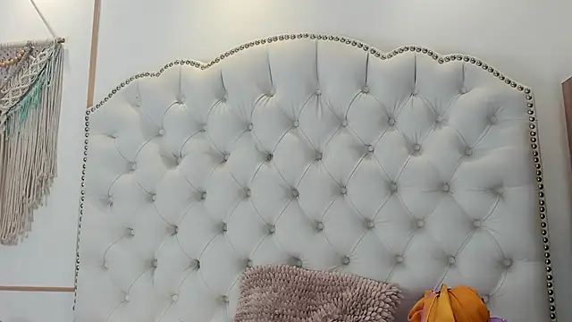 Snapshot of Sara_funy chatting on April 30, 2026, 11:17 am Sara funy online show from April 30, 2026, 11:17 am