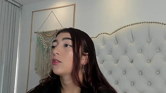 Snapshot of Sara_funy chatting on May 28, 2026, 11:27 am Sara funy online show from May 28, 2026, 11:27 am