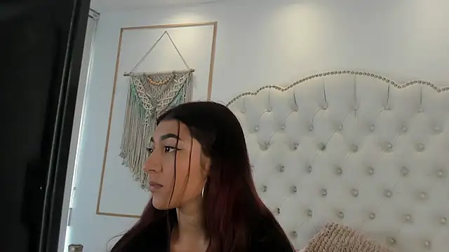 Snapshot of Sara_funy chatting on May 22, 2026, 11:30 am Sara funy online show from May 22, 2026, 11:30 am