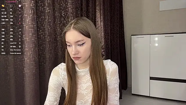 NuDonzze online show from April 15, 2026, 5:28 pm