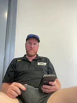 Snapshot of Freddybobby chatting on March 4, 2026, 8:33 am Freddybobby online show from March 4, 2026, 8:33 am