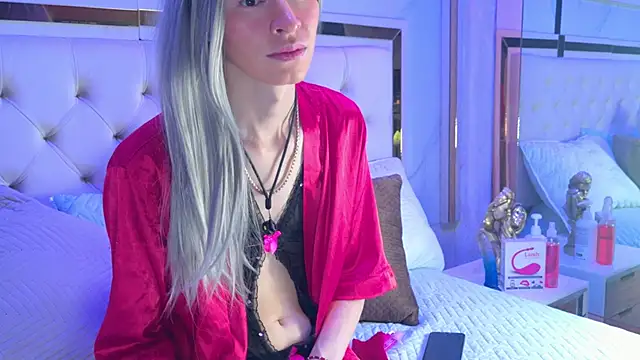 kamilla rossi online show from March 1, 2026, 7:25 pm